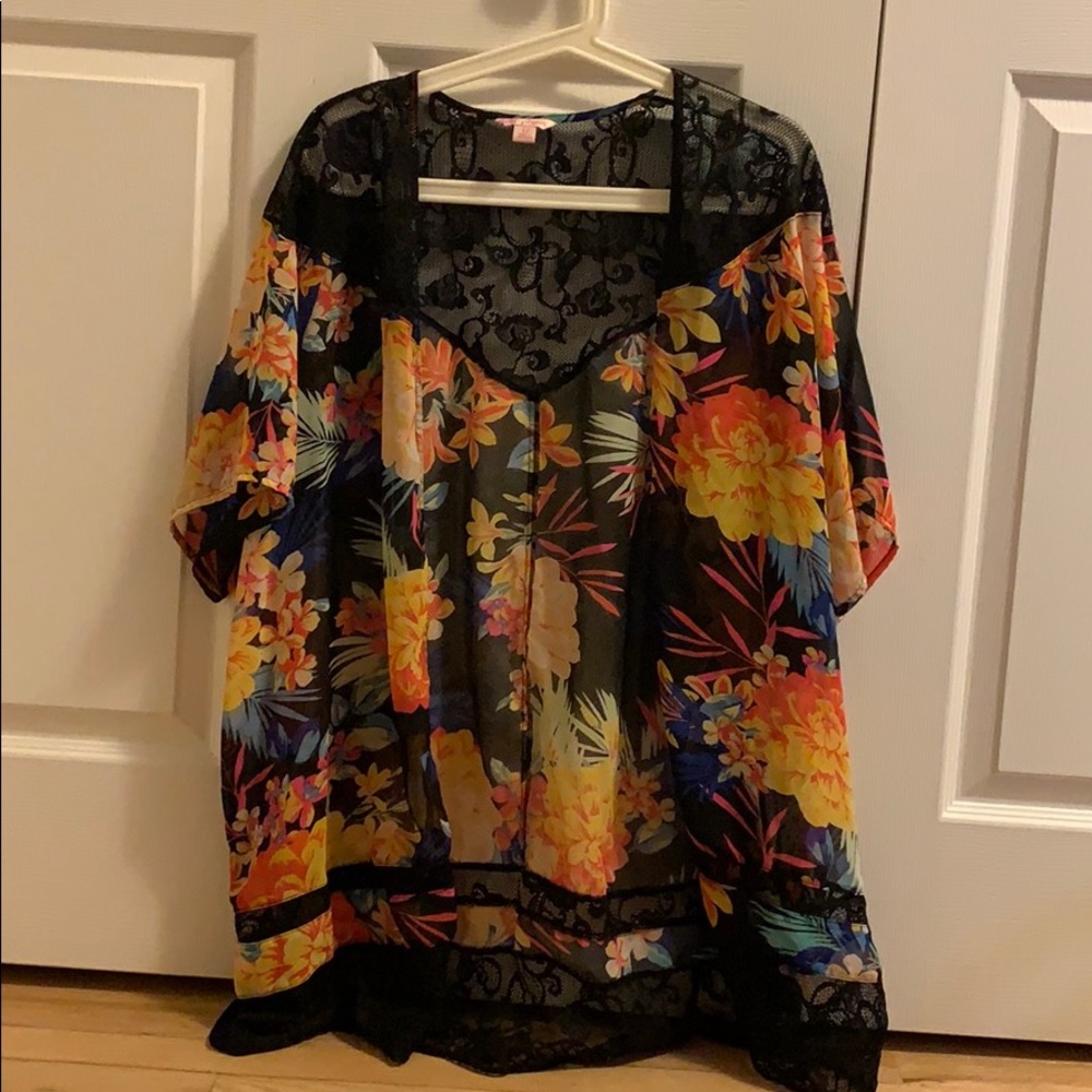 Candies XL Lace and Tropical Print Kimono